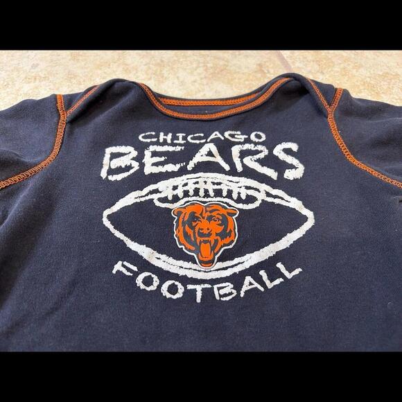 Chicago Bears Boys Bodysuits 6-9 Months Snap - 2 Pairs NFL Team Apparel Rompers - Picture 3 of 4